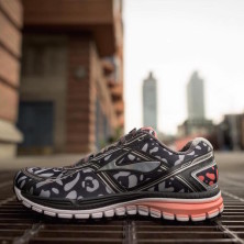 brooks ghost 8 special edition